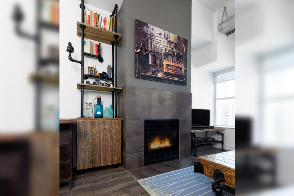 Industrial-Vintage-Pipes-Living-Room