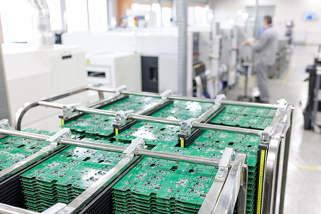 Circuit Board Rack web