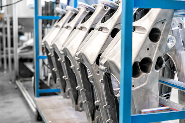 Metal Components web